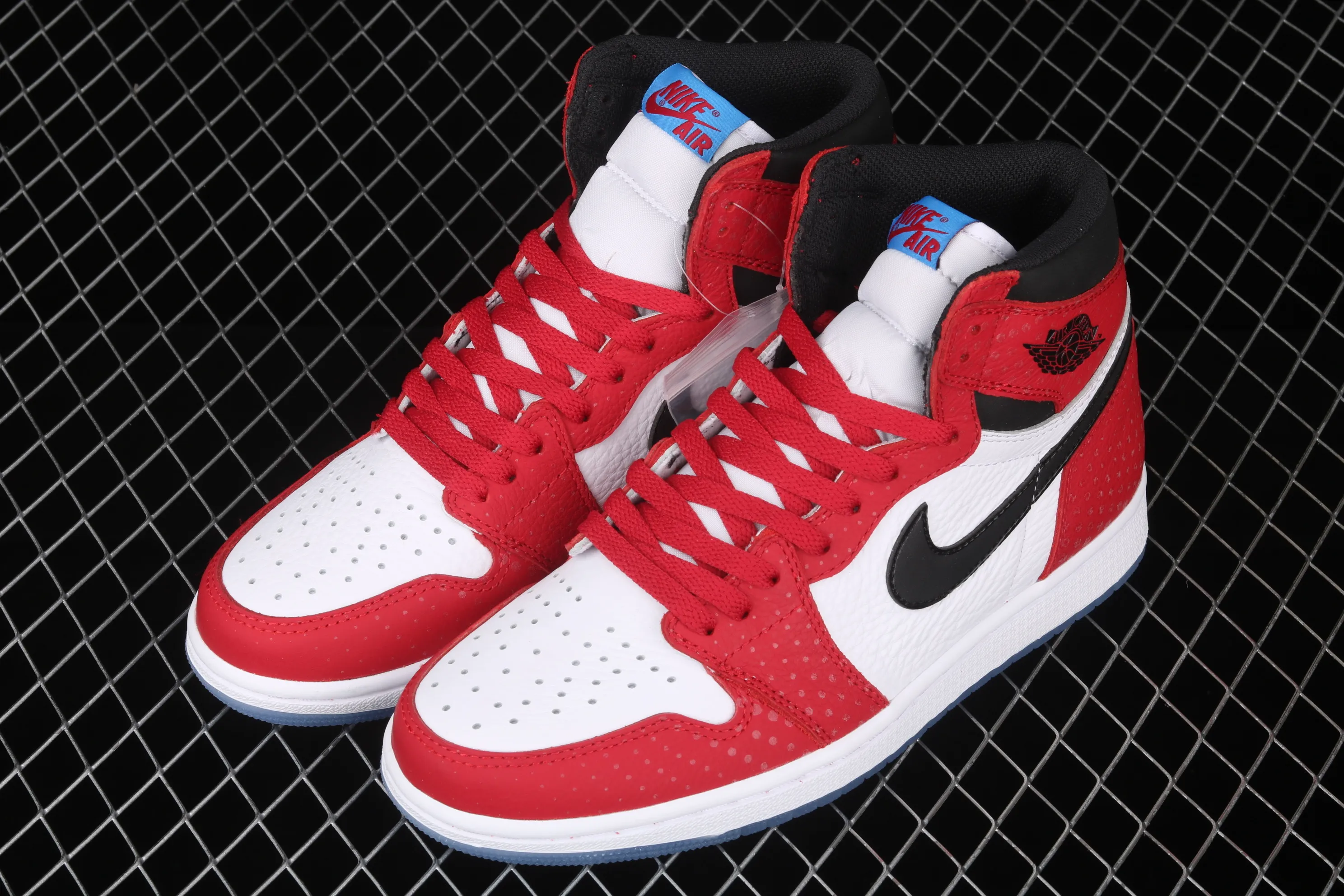 All categories Air Jordan Jordan series basketball shoes Air Jordan 1 High Pure original version Air Jordan 1 Retro High "Chicago Crystal" AJ1 Joe 1 New Chicago Spider-Man 555088-602